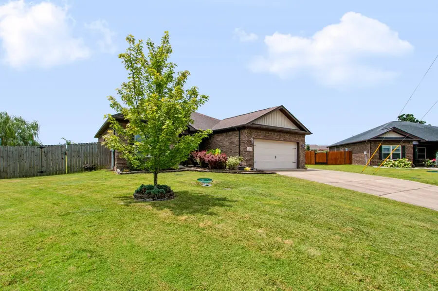 5201 Sierra Ct, Chapel Hill, TN 37034 - #3
