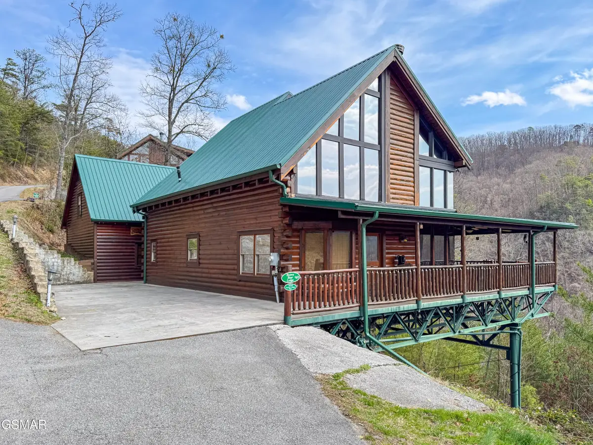 3539 Carsons Ridge Way, Sevierville, TN 37862 - #1