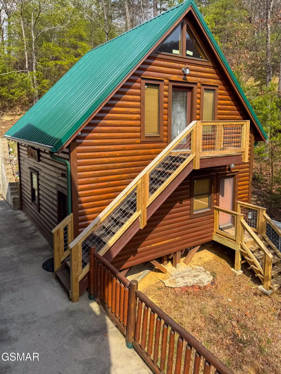 3539 Carsons Ridge Way, Sevierville, TN 37862 - #2