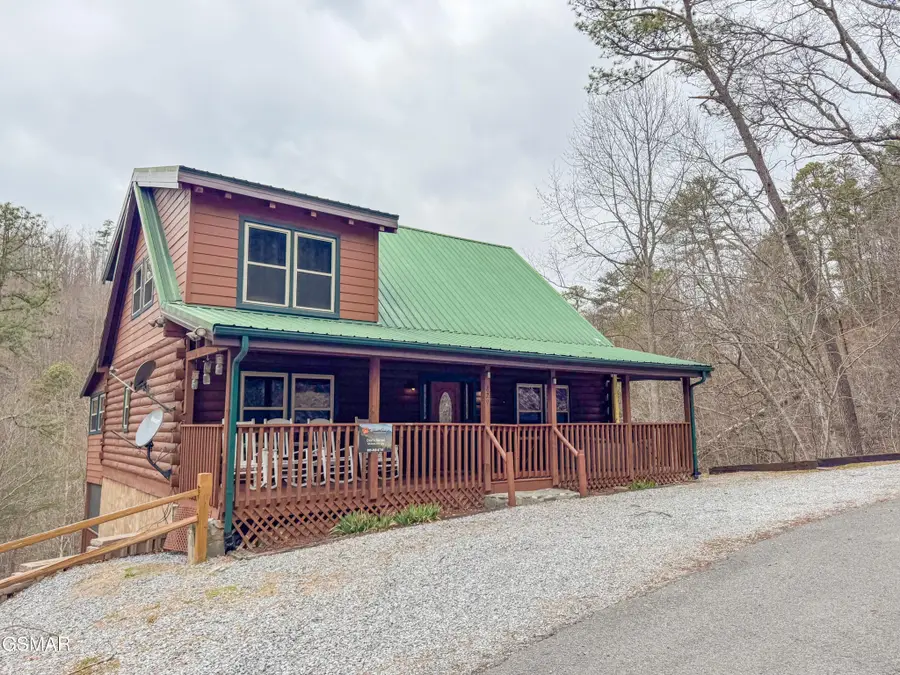 829 Boone Acres Lane, Pigeon Forge, TN 37863 - #2