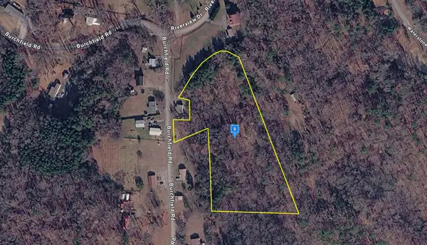 970 Burchfield Rd, Dandridge, TN 37725