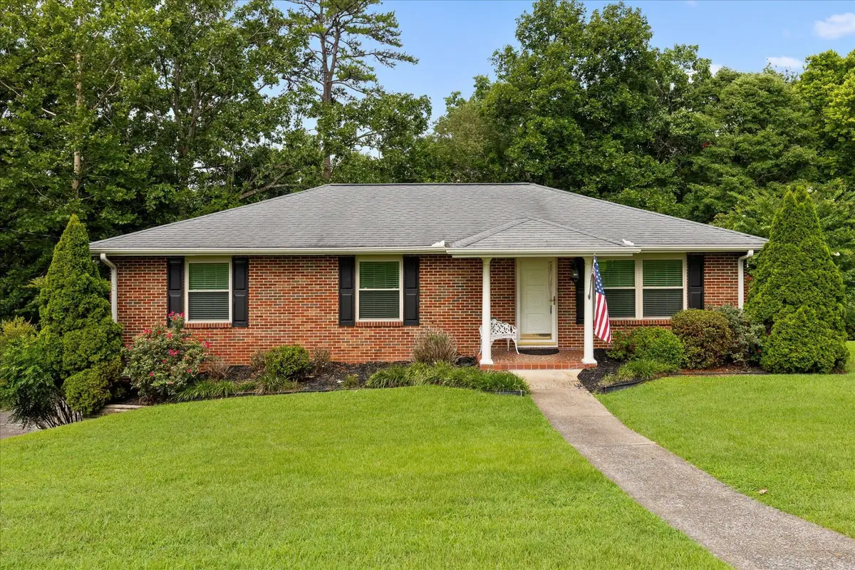 74 Kriswood Drive, Rossville, GA 30741 - #1