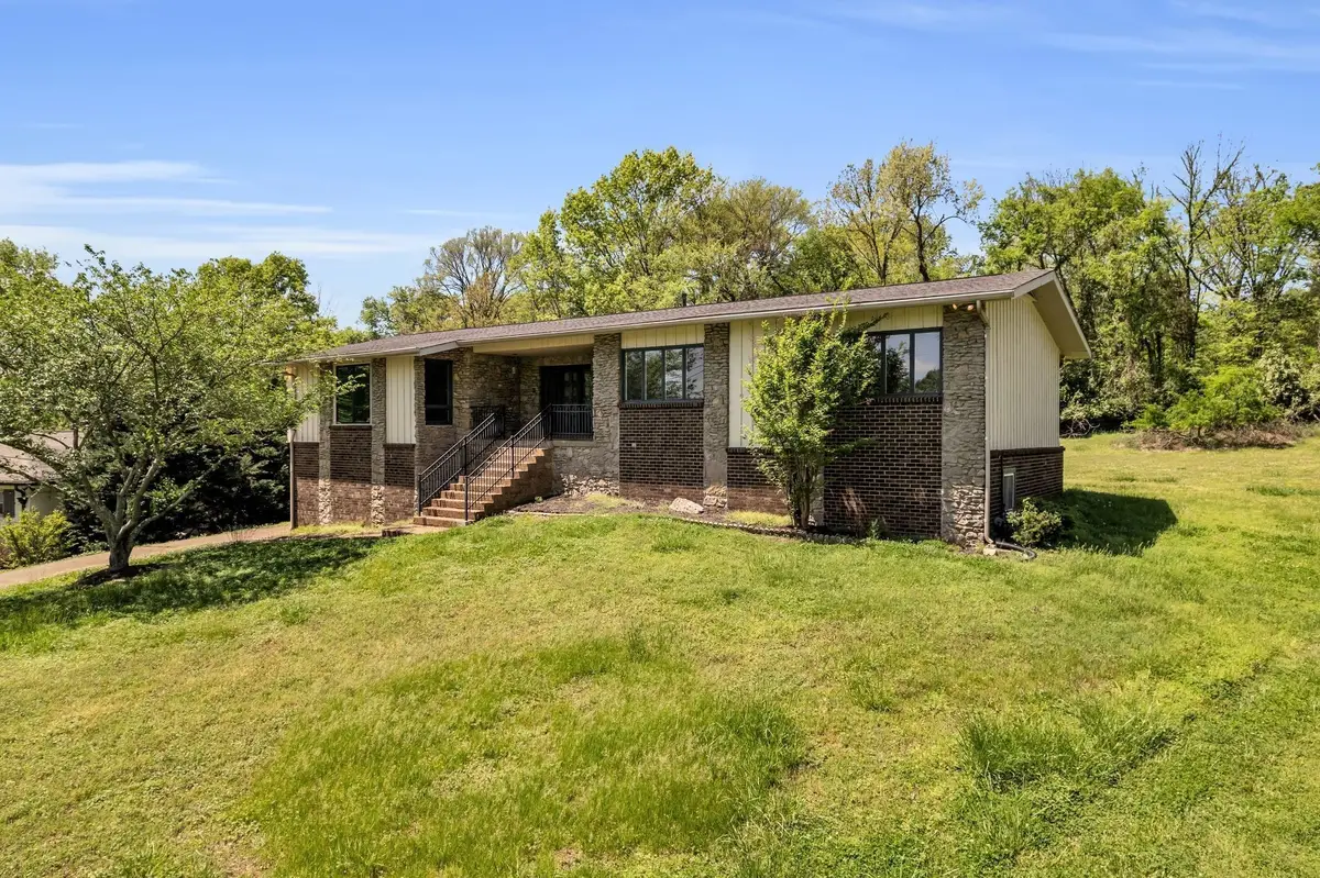 118 Sun Valley Rd, Mount Juliet, TN 37122 - #1