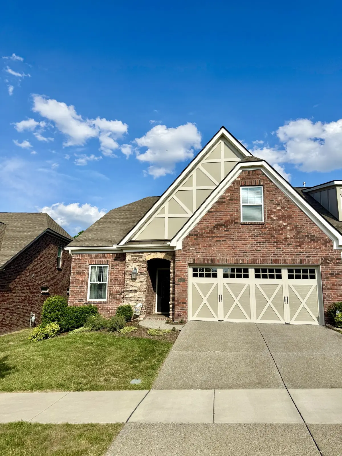 883 Cherry Grove Dr, Hendersonville, TN 37075 - #1