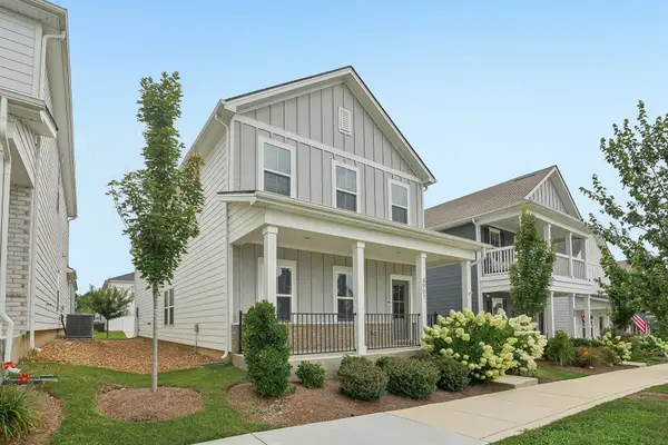4901 Myra Dr, Hermitage, TN 37076