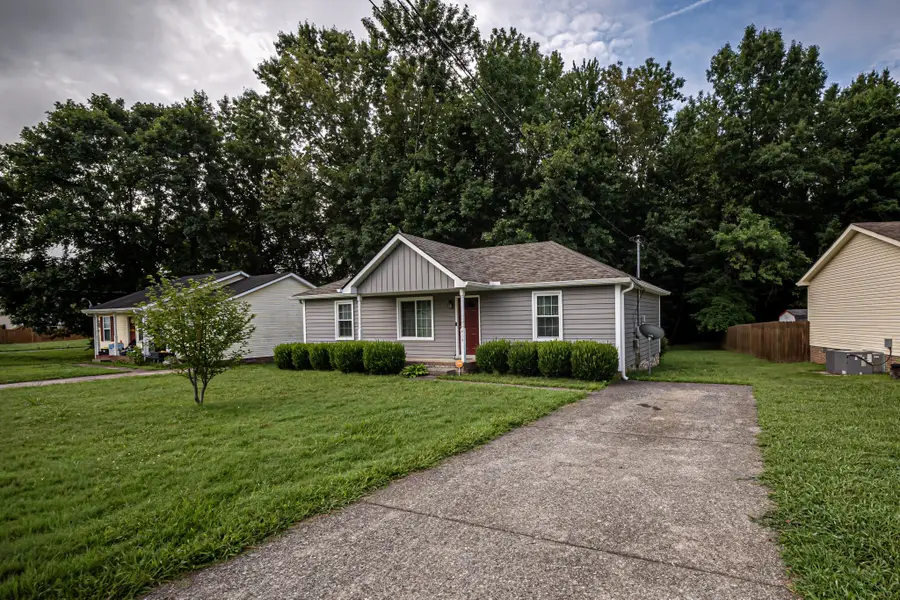 419 Woodale Dr, Clarksville, TN 37042 - #2