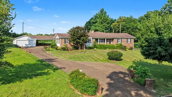 530 S Main St, Adairville, KY 42202