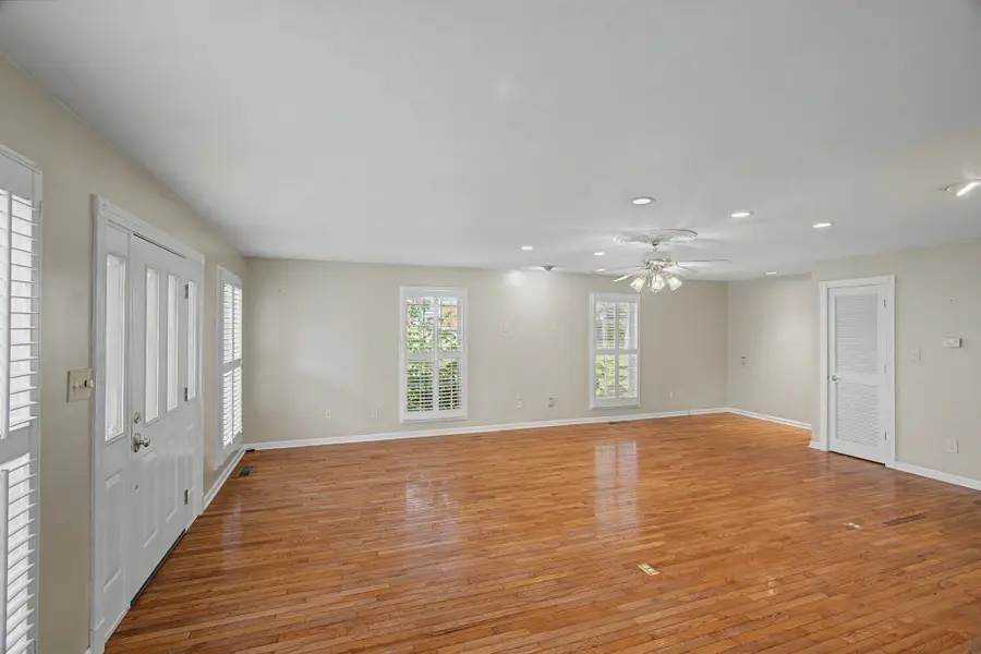 530 S Main St, Adairville, KY 42202 - #2