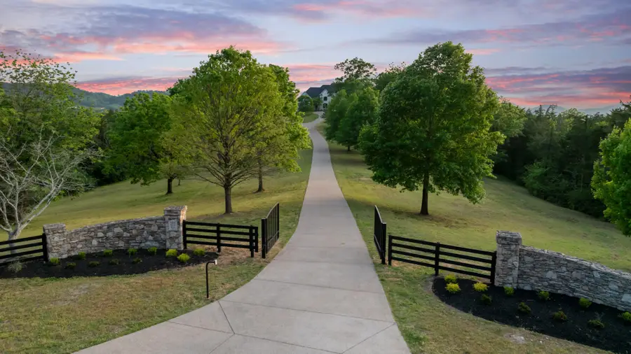 1219 Beech Hill Rd, Brentwood, TN 37027 - #3