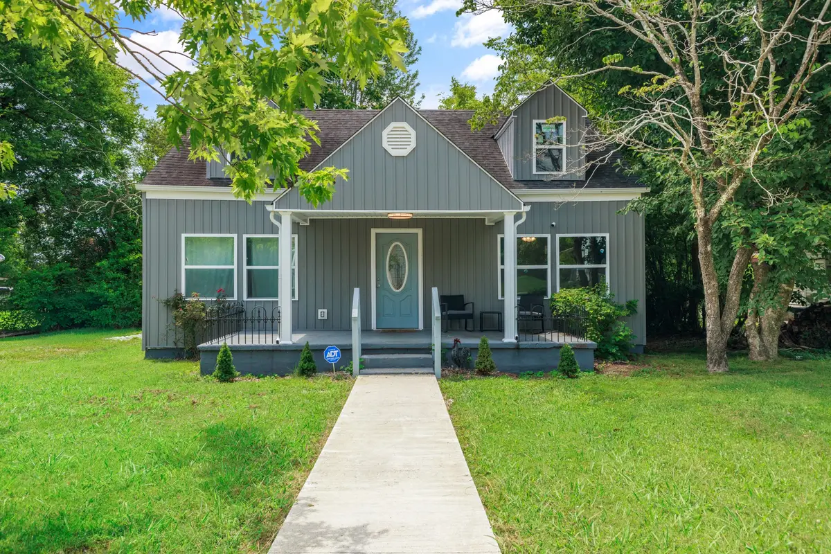 205 Garfield St, McMinnville, TN 37110 - #1