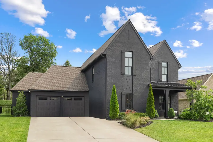 6012 Emma Victoria Dr, Franklin, TN 37064 - #2