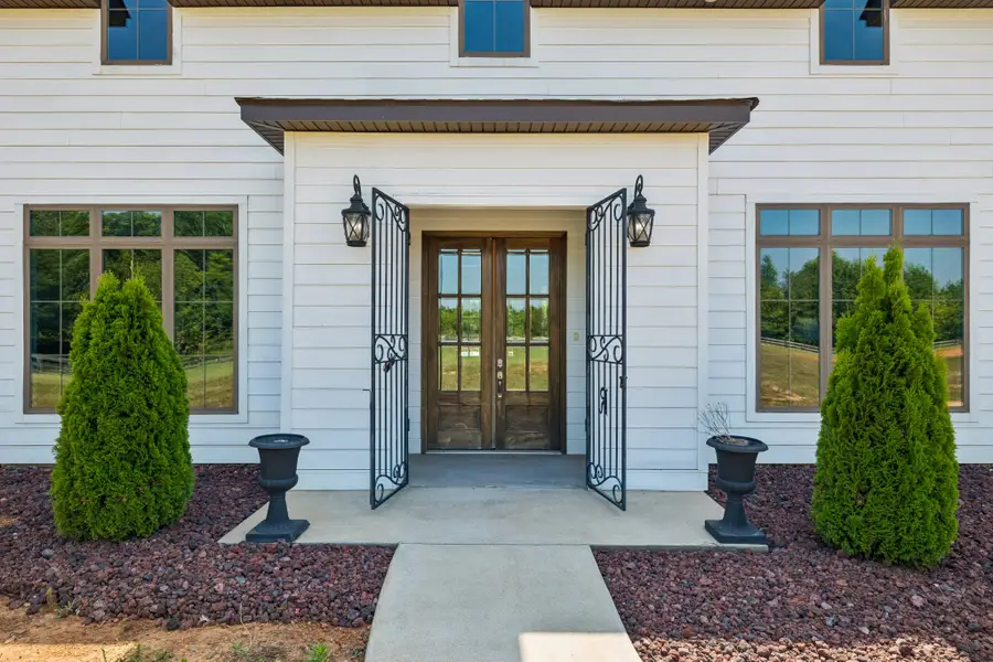 2745 Joe Mac Lipscomb Rd, Springfield, TN 37172 - #2