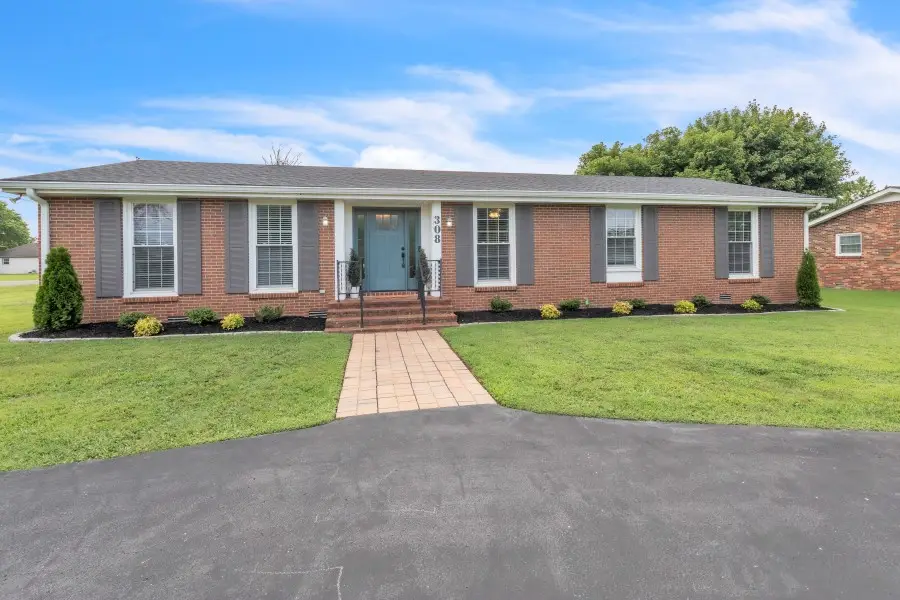 308 Westhill Dr, Lebanon, TN 37087 - #1