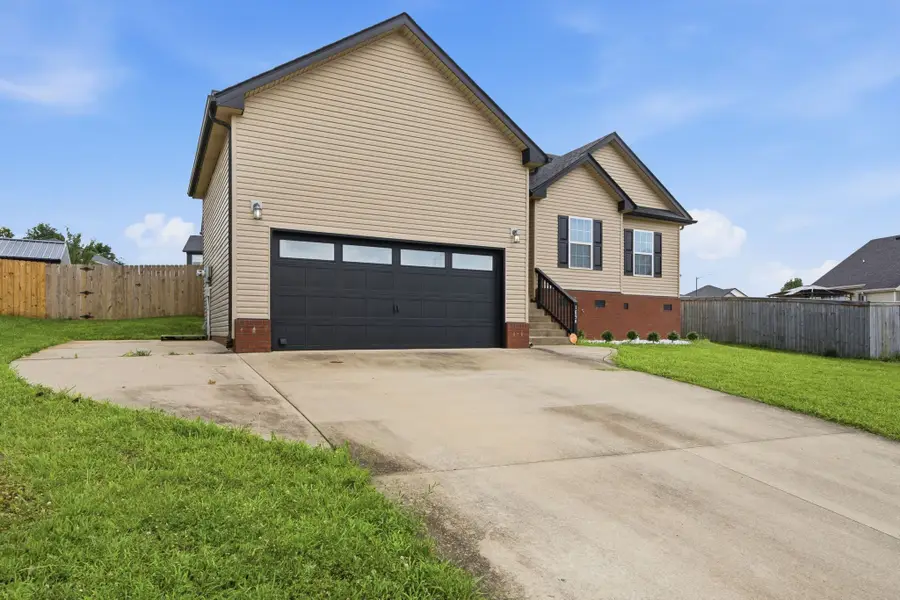 1854 Macarther Way, Clarksville, TN 37042 - #3
