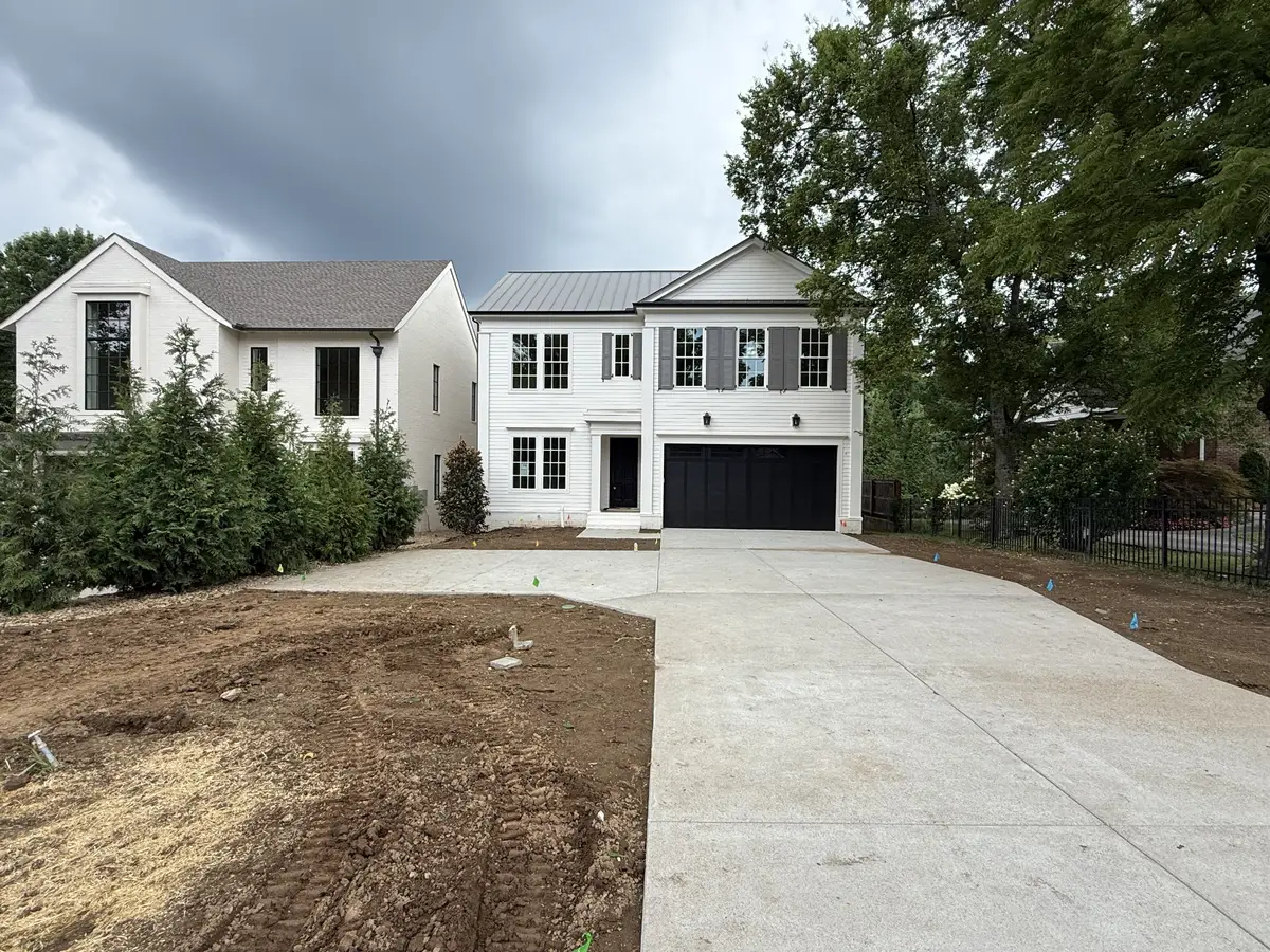 1133 Maplehurst Ln, Nashville, TN 37204 - #1