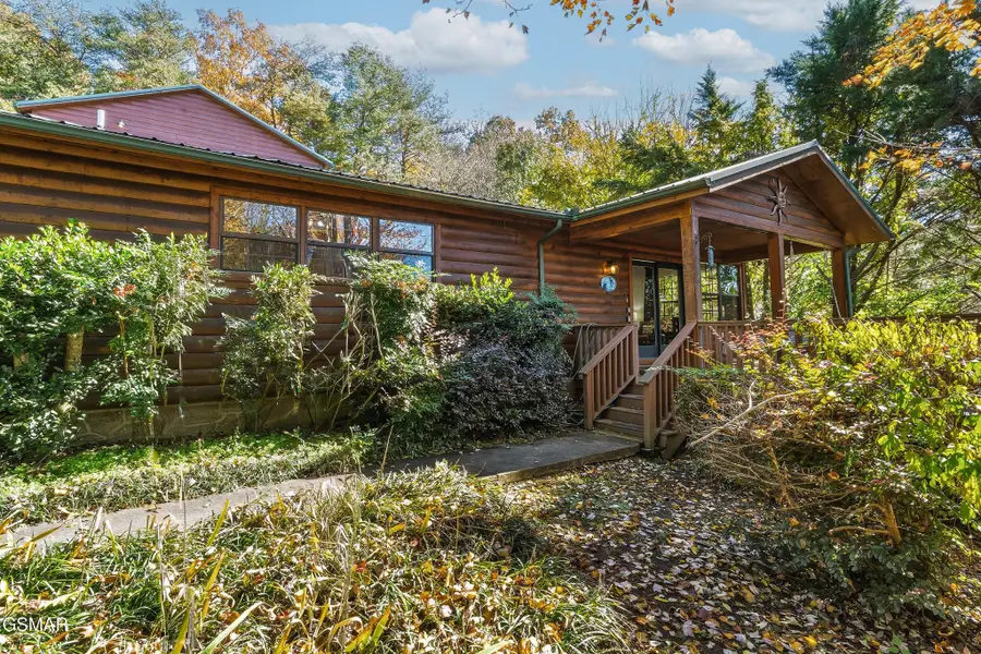 3588 Four Seasons Lane, Sevierville, TN 37862 - #3