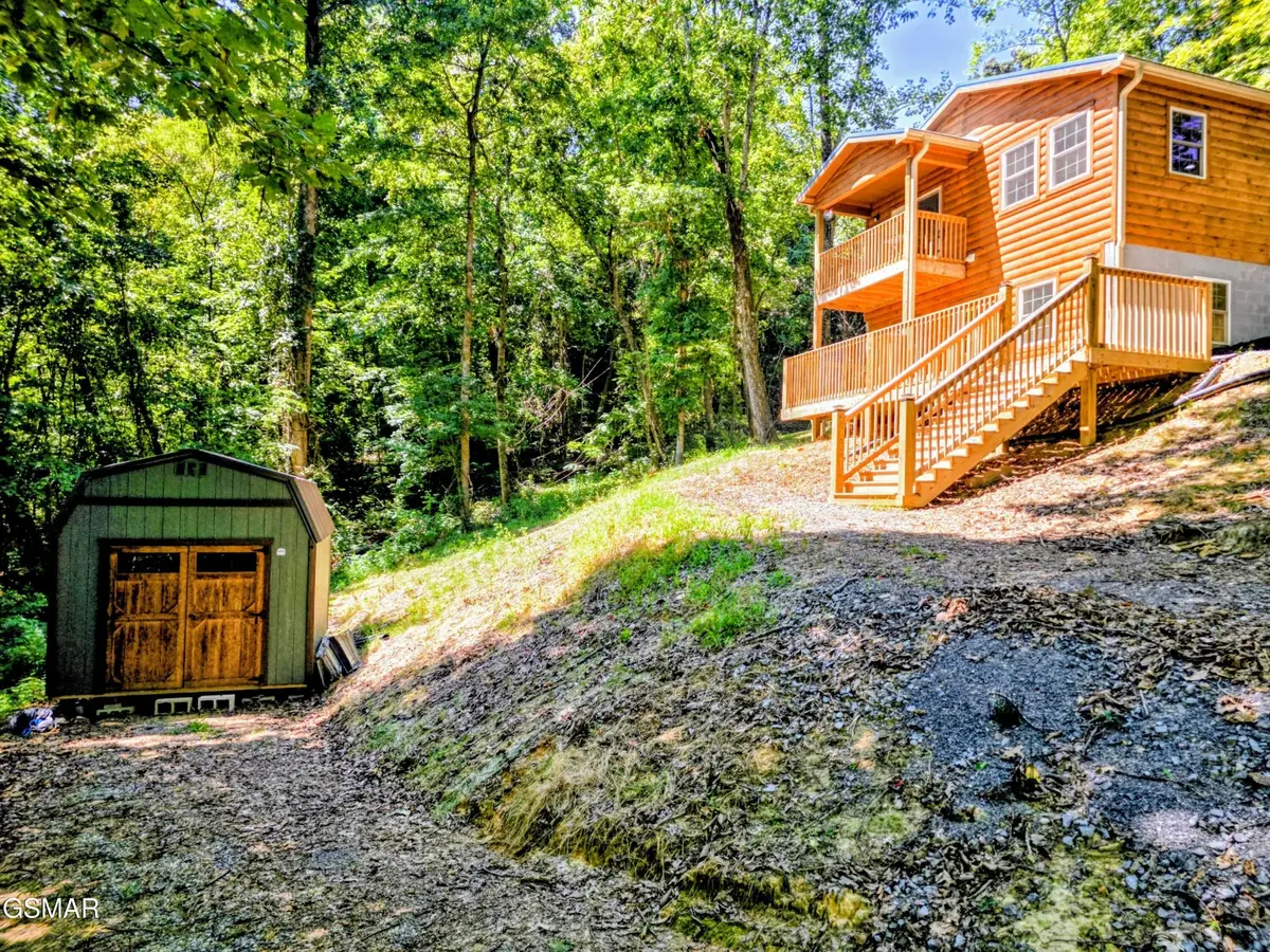 125 Deer Run Way, Dandridge, TN 37725 - #1
