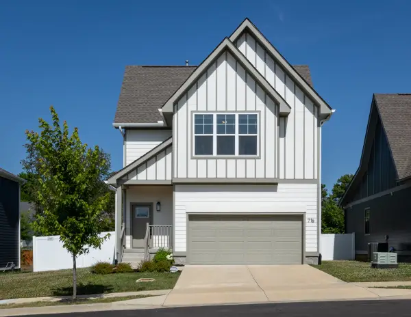 716 Caraway Ln, Nashville, TN 37211