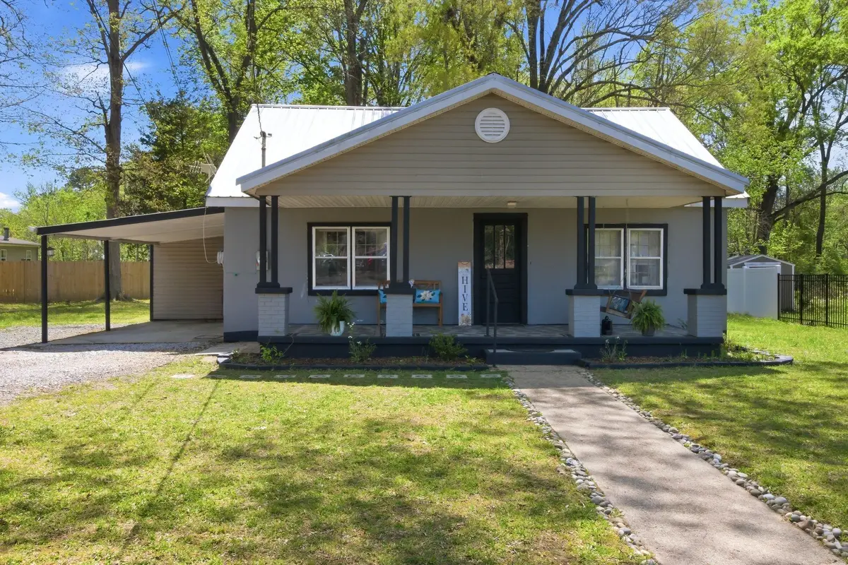 234 Reeves St, Tullahoma, TN 37388 - #1