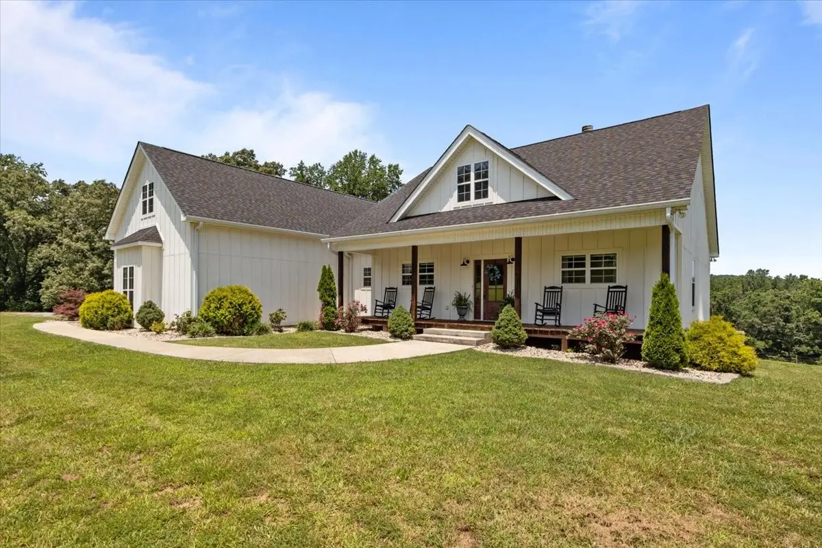 4251 Spring Valley Rd, Cumberland City, TN 37050 - #1