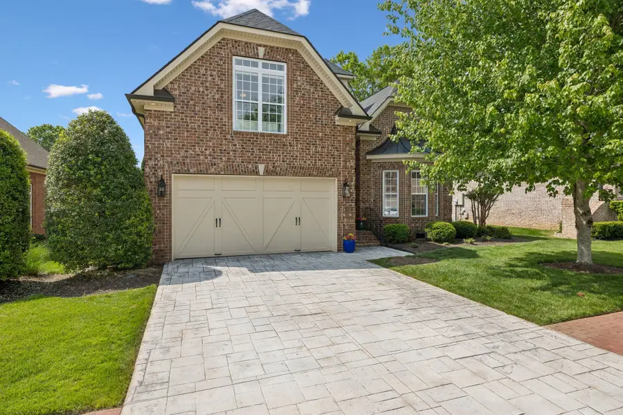 1119 Isaac Franklin Dr, Gallatin, TN 37066 - #2