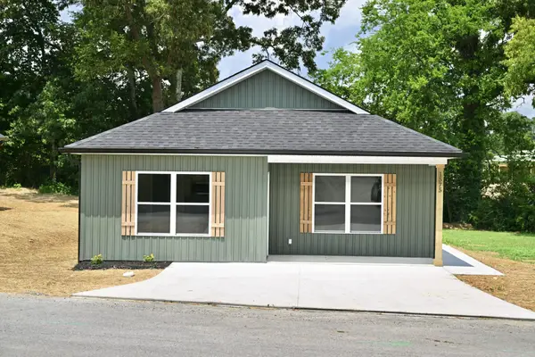 1575 Strawberry Lane Ne, Cleveland, TN 37311