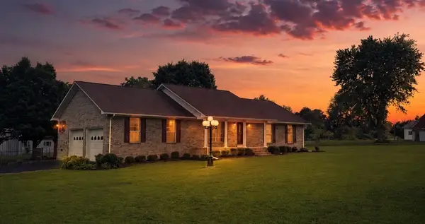 442 S Military St, Loretto, TN 38469