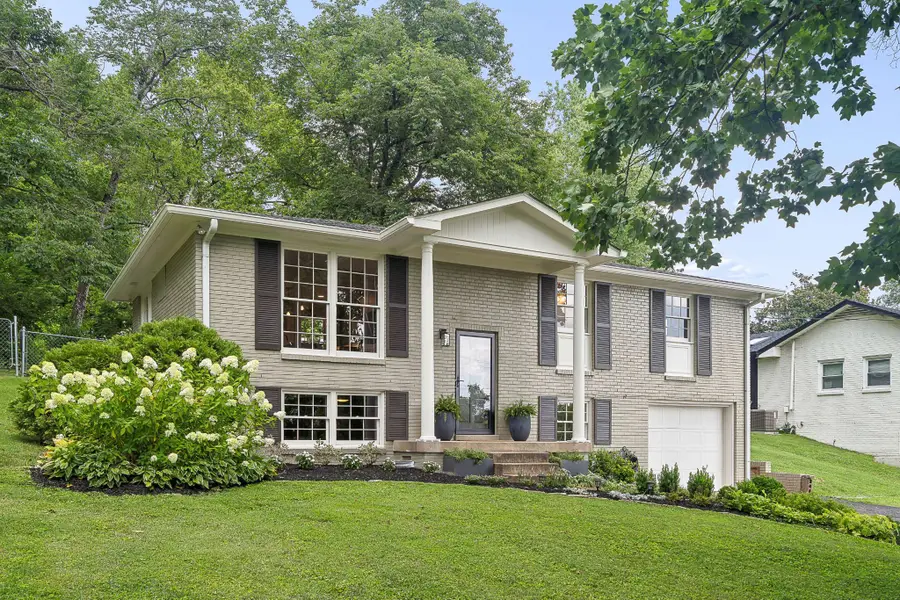 154 Lake Park Dr, Nashville, TN 37211 - #2