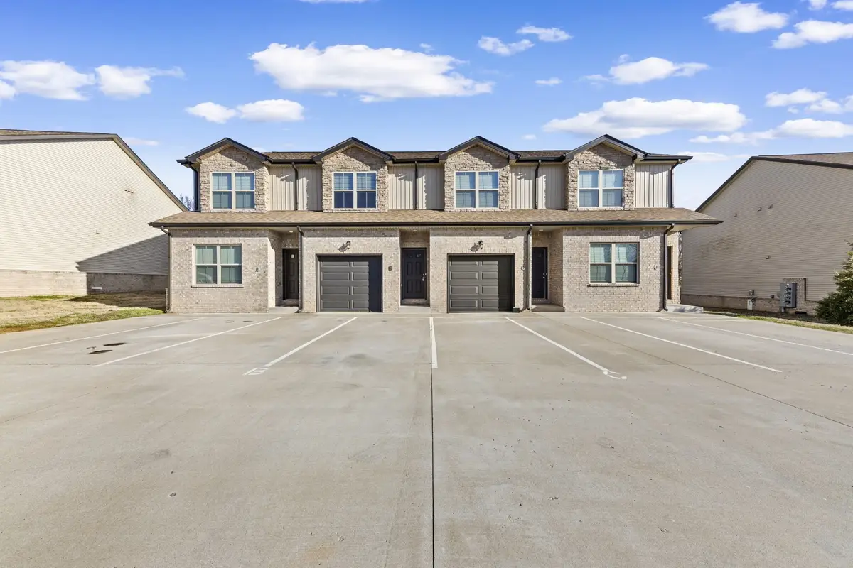 279 Smithson Ln, Clarksville, TN 37040 - #1