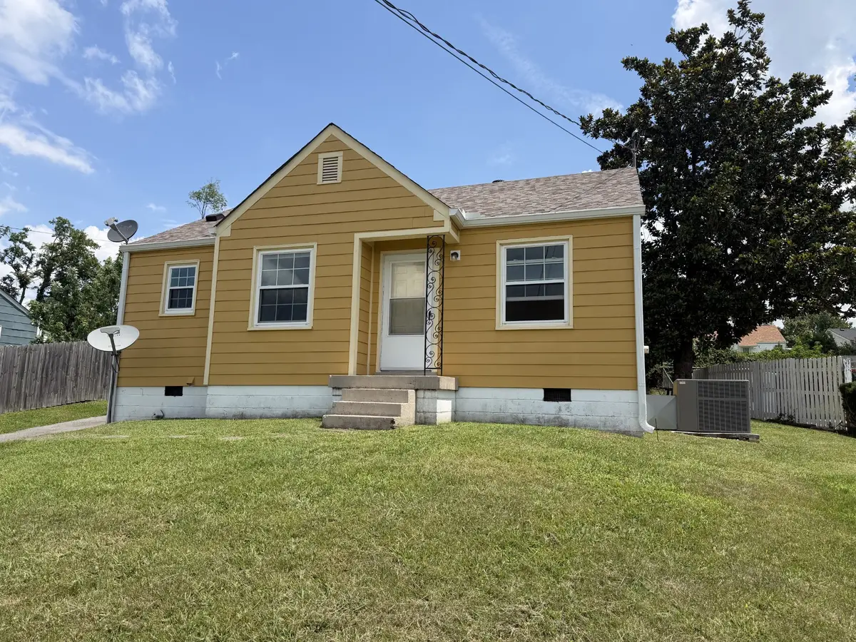 2214 Maplecrest Dr, Nashville, TN 37214 - #1