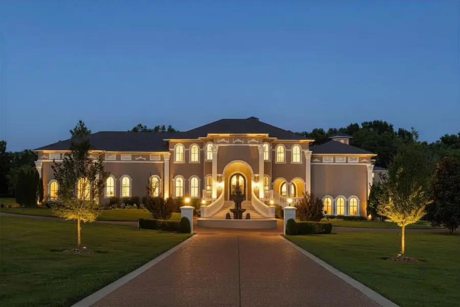 4212 Two Rivers Ln, Franklin, TN 37069 - #2