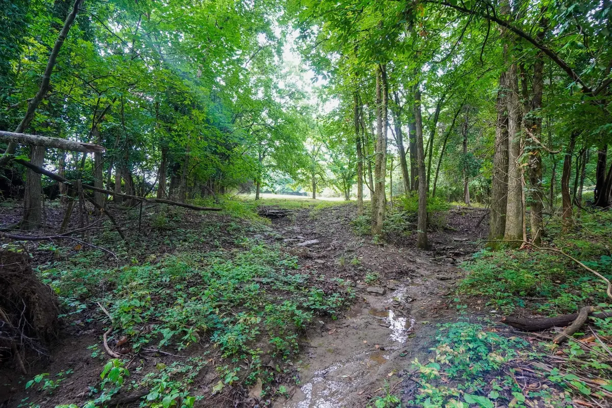 1094B Center Point Rd, Hendersonville, TN 37075 - #1
