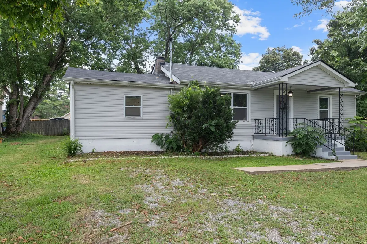 544 Stones River Rd, La Vergne, TN 37086 - #1