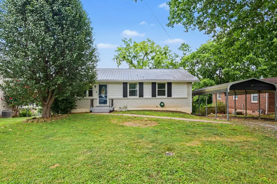 402 Grace St, Springfield, TN 37172 - #2