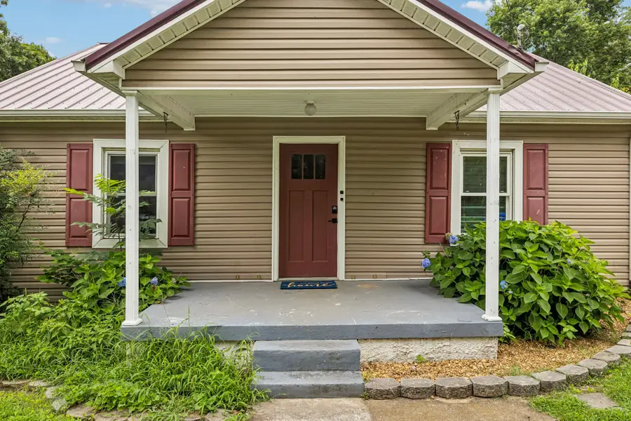 305 Eugene Rd, Columbia, TN 38401 - #2