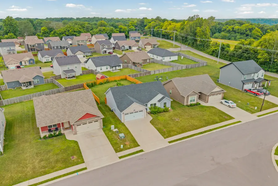1081 Dublin Dr, Clarksville, TN 37042 - #2