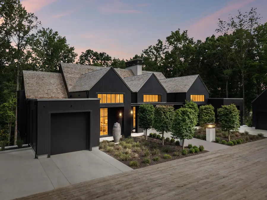 9205 Troubadour Dr, College Grove, TN 37046 - #3