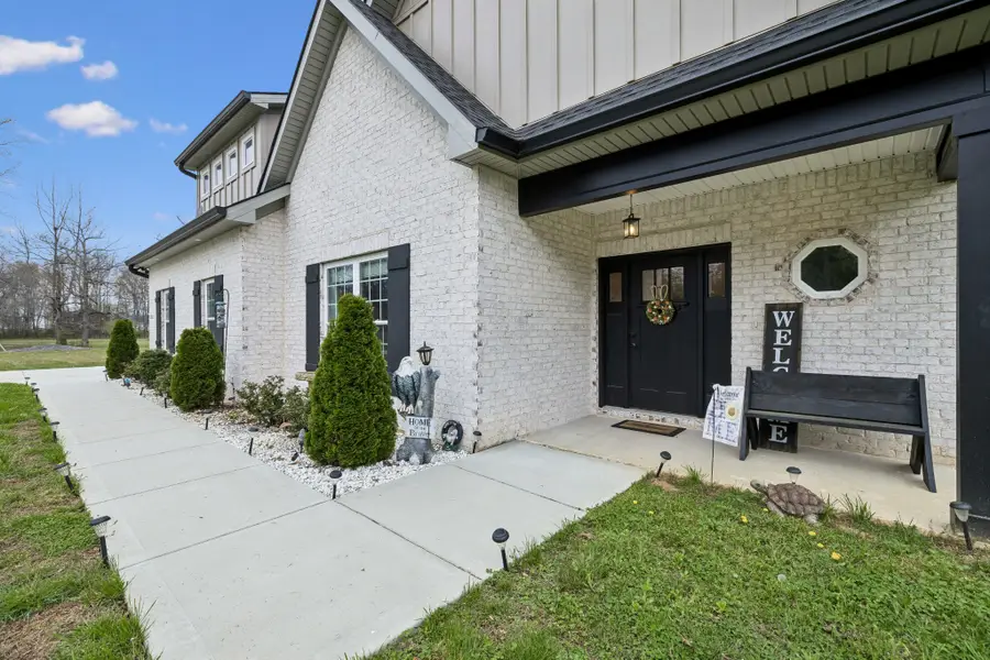 2037 W Lincoln St, Tullahoma, TN 37388 - #2