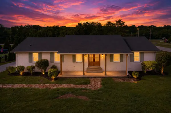 521 Pawnee Trl, Columbia, TN 38401