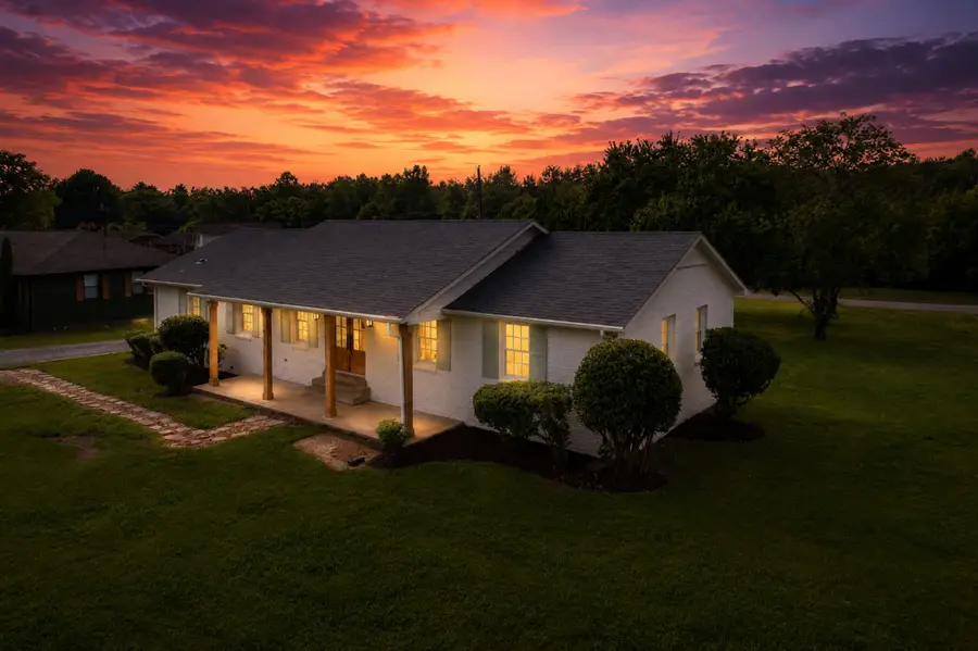 521 Pawnee Trl, Columbia, TN 38401 - #2