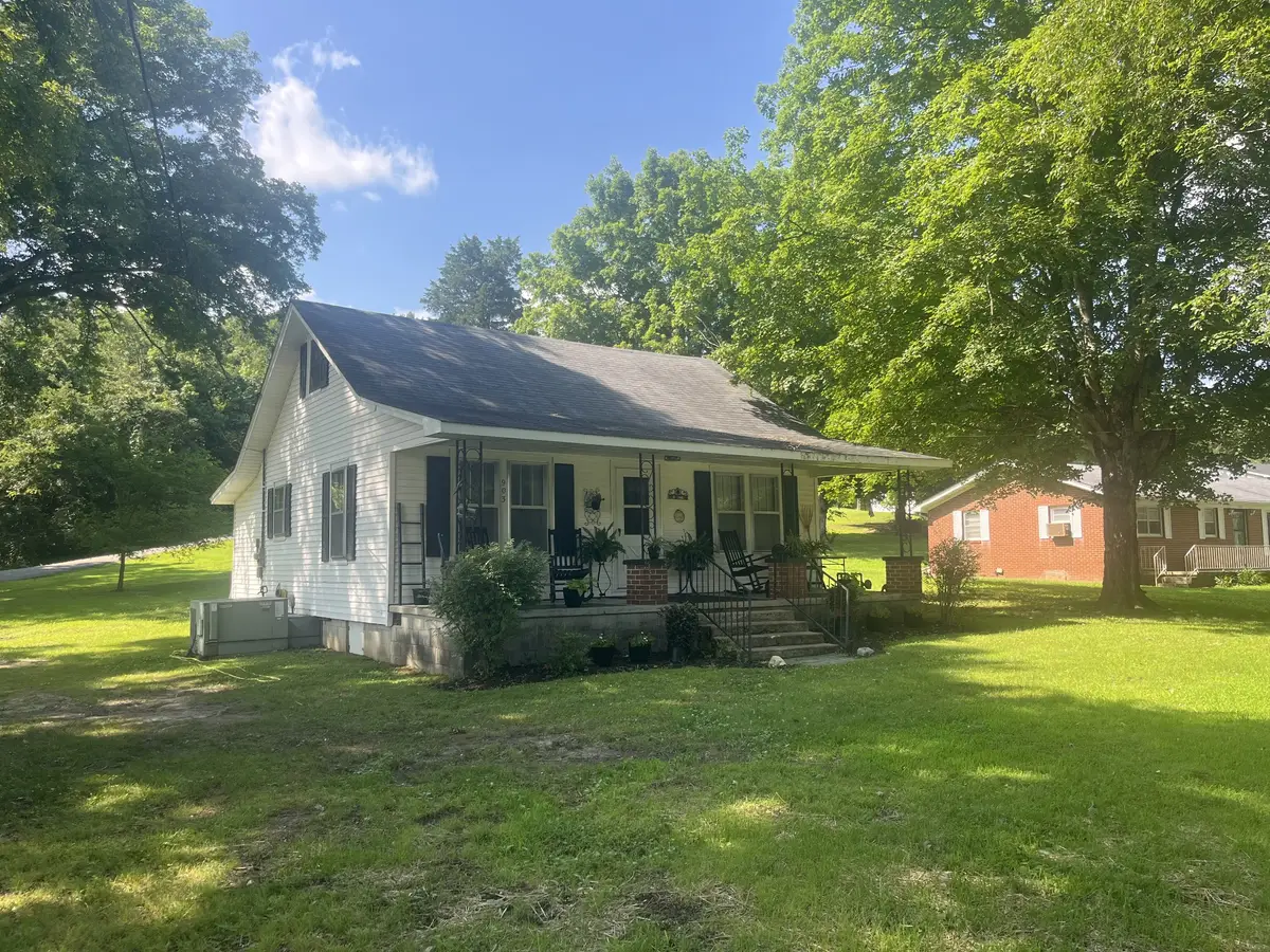 903 Highway 99, Waynesboro, TN 38485 - #1