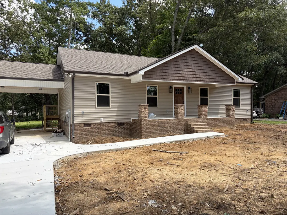 614 Wanda Ln, Tullahoma, TN 37388 - #1