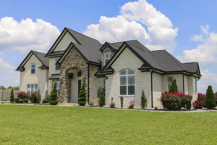 2487 Tom Austin Hwy, Greenbrier, TN 37073 - #2