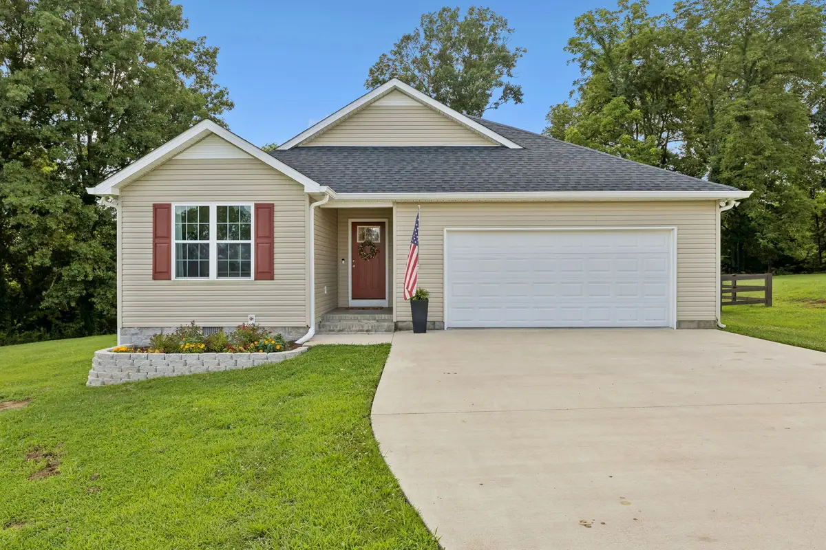 111 Fiddlers Ct, Pulaski, TN 38478 - #1