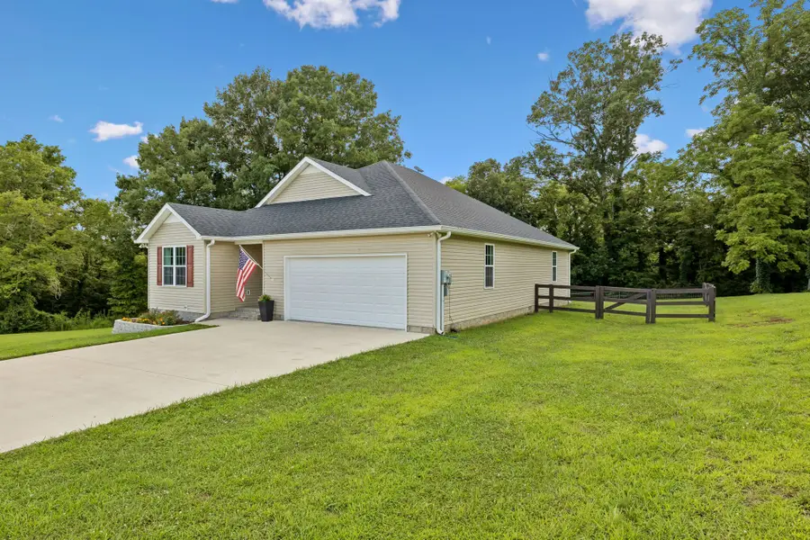 111 Fiddlers Ct, Pulaski, TN 38478 - #3
