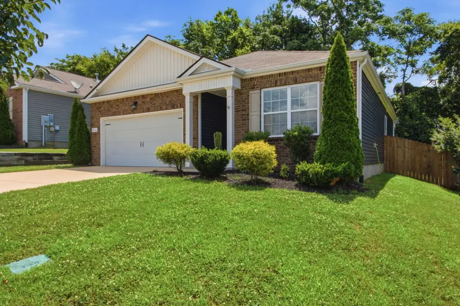 716 Prominence Rd, Columbia, TN 38401 - #2