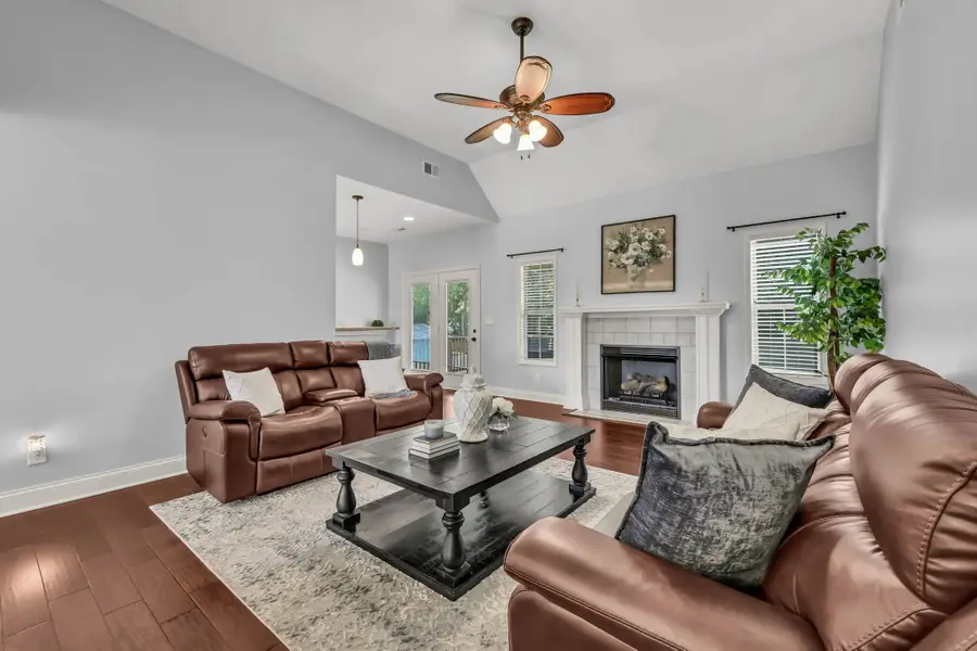 939 Nectar Ct, Adams, TN 37010 - #2