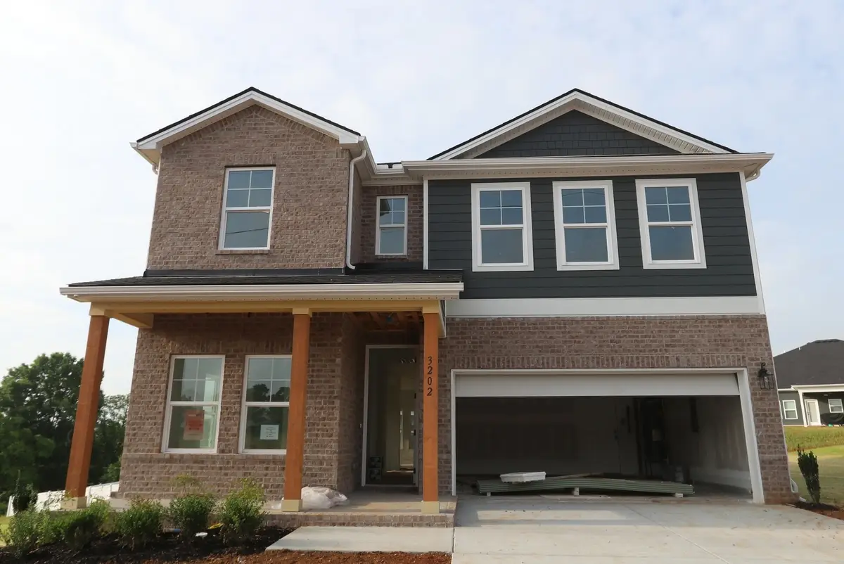 3202 Gravity Drive, Columbia, TN 38401 - #1