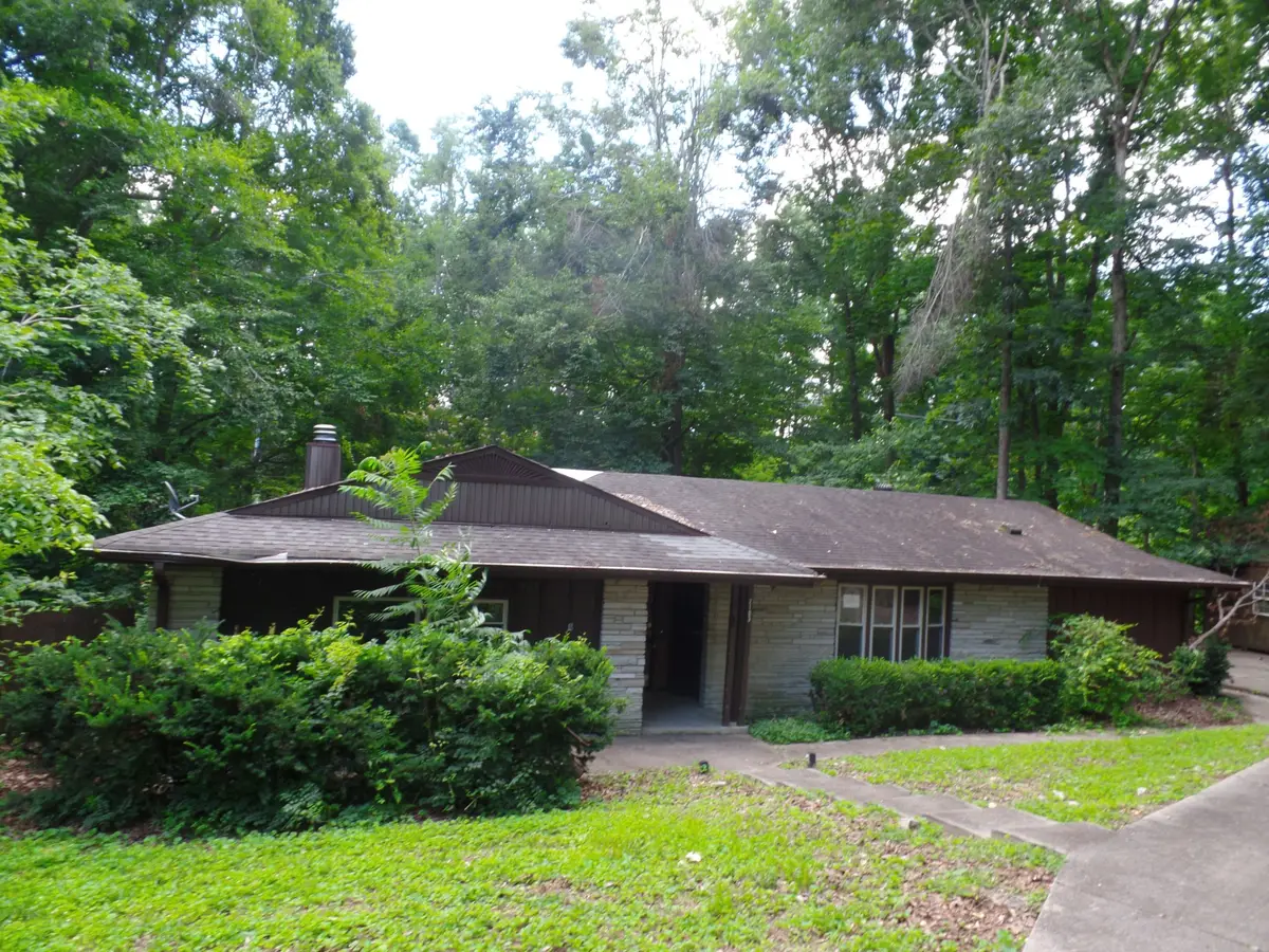 2103 Lambert Dr, Westmoreland, TN 37186 - #1