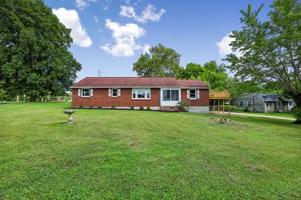 900 Radford Dr, Nashville, TN 37217